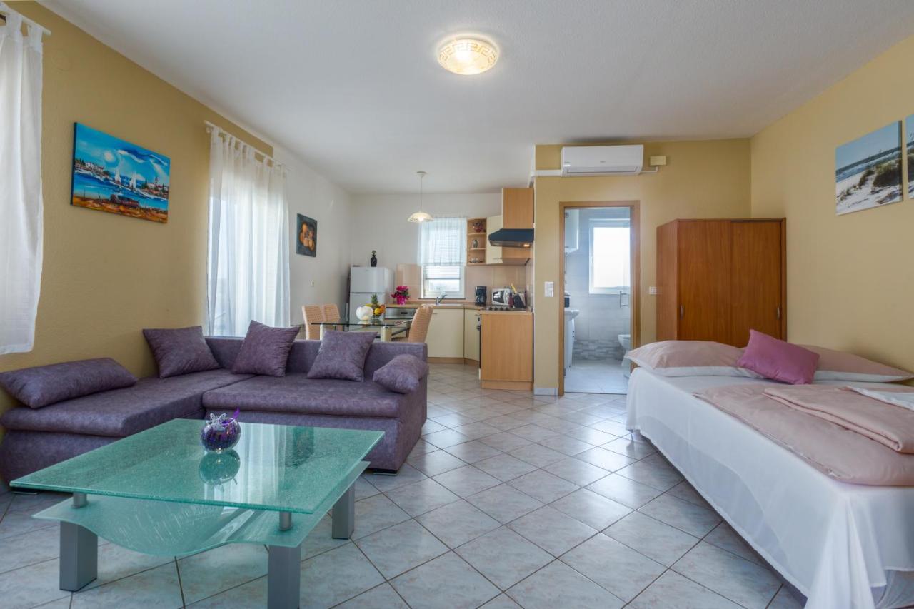 App Ruzica Finida Umag Exterior foto